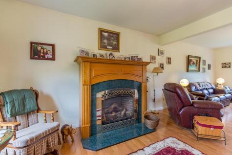 5 Clayton Drive Lewiston ME 04240