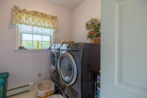 5 Clayton Drive Lewiston ME 04240