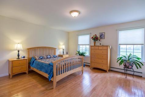5 Clayton Drive Lewiston ME 04240