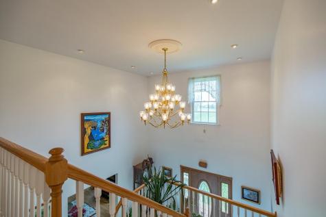5 Clayton Drive Lewiston ME 04240
