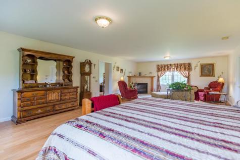 5 Clayton Drive Lewiston ME 04240