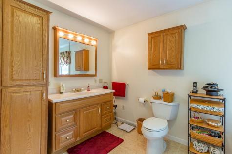 5 Clayton Drive Lewiston ME 04240
