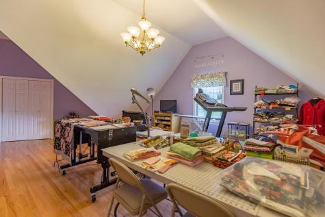 5 Clayton Drive Lewiston ME 04240