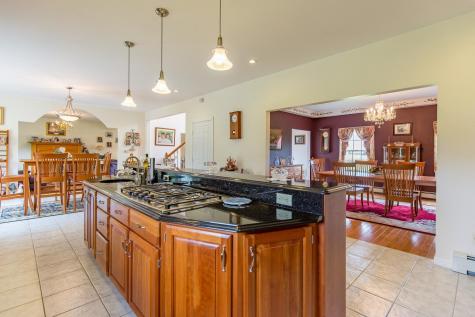 5 Clayton Drive Lewiston ME 04240