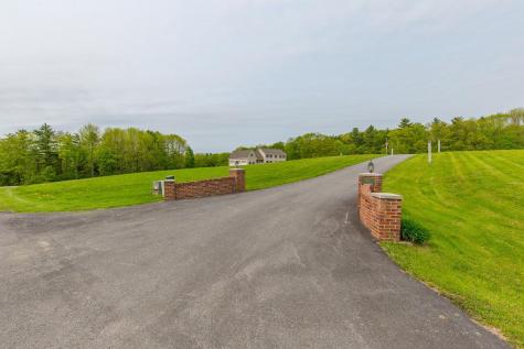 5 Clayton Drive Lewiston ME 04240