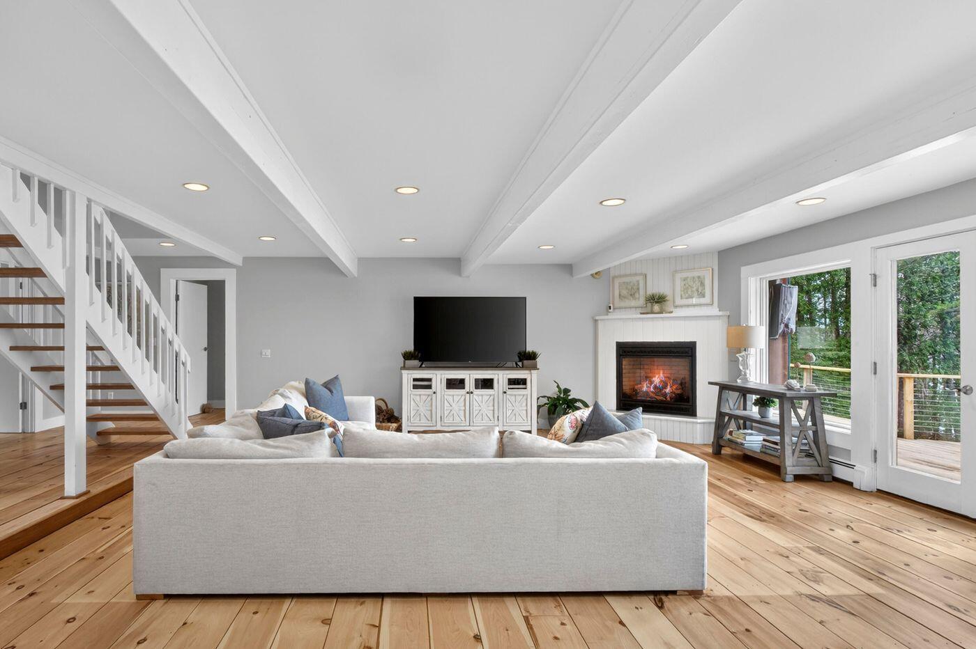 24 Split Rock Way Penobscot ME 04476