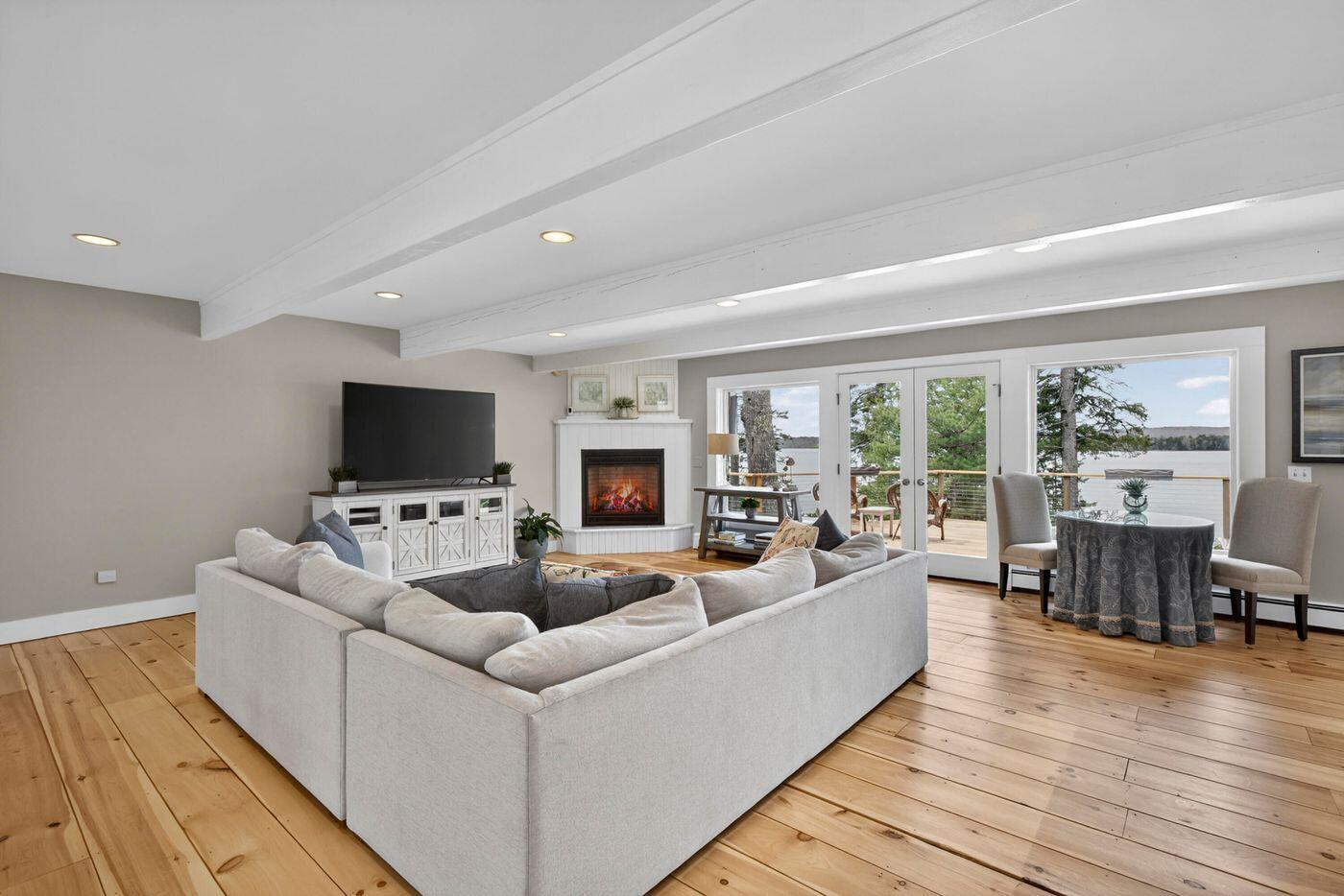 24 Split Rock Way Penobscot ME 04476