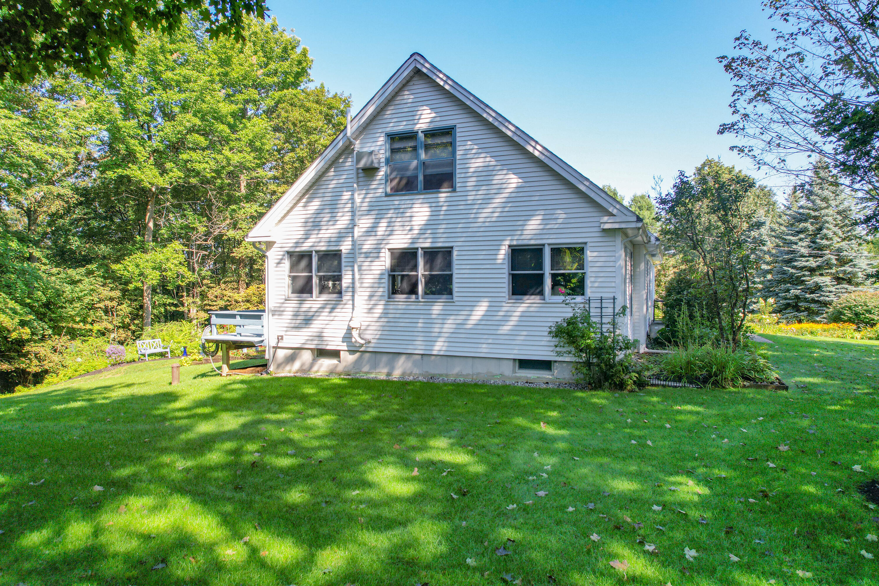 37 N Saunders Road Greene ME 04236