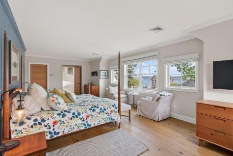 17 Harmony Hill Yarmouth ME 04096