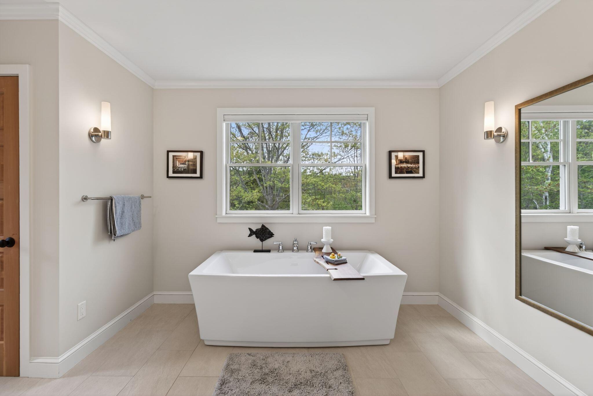 17 Harmony Hill Yarmouth ME 04096