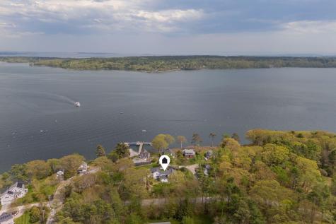 17 Harmony Hill Yarmouth ME 04096