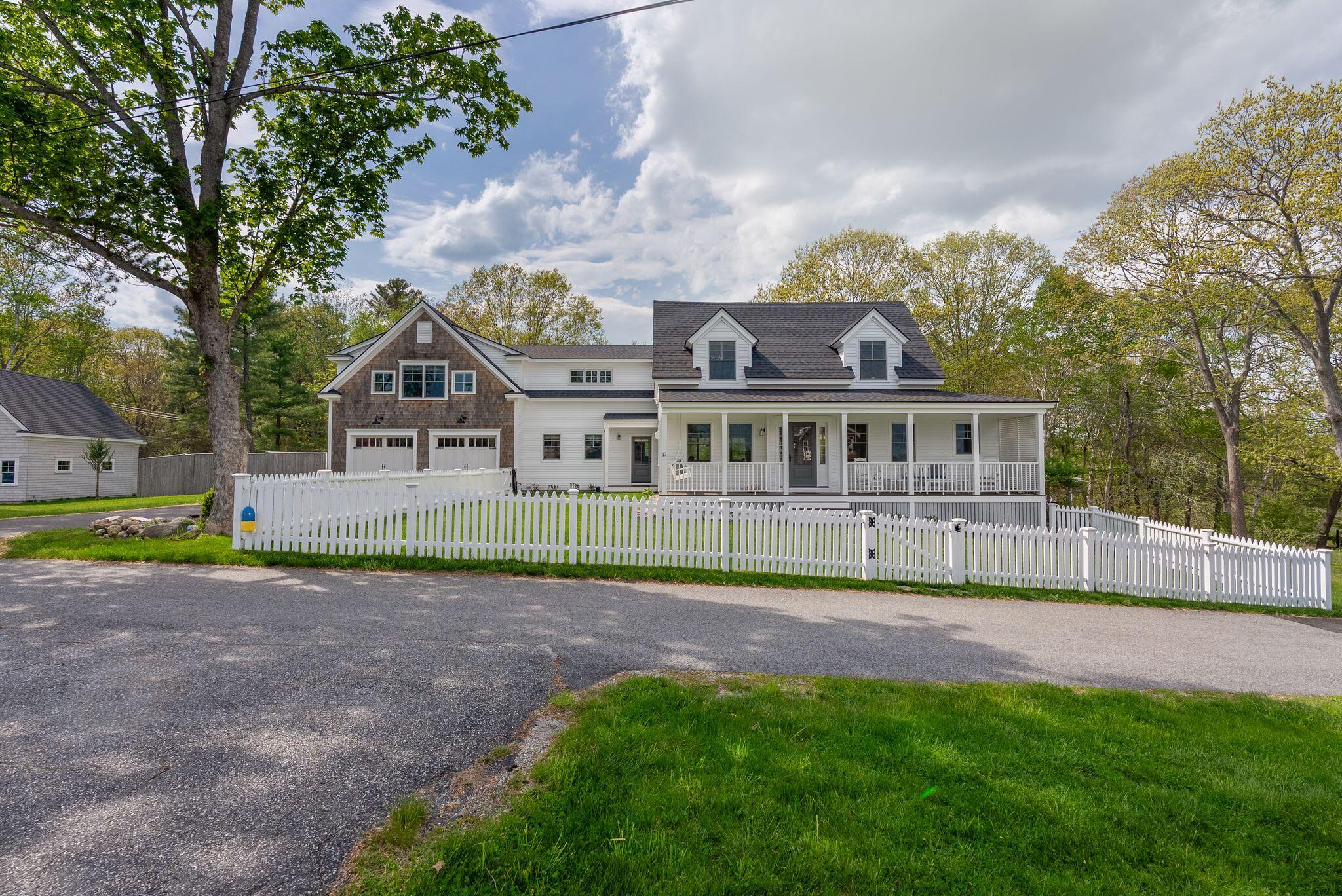 17 Harmony Hill Yarmouth ME 04096