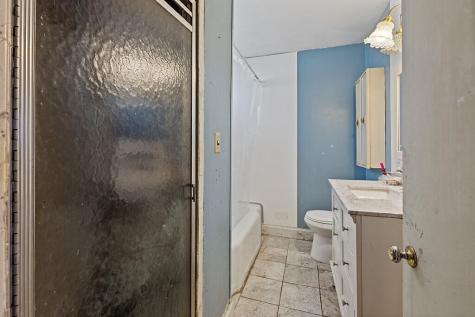 18 Pleasant Street Waterville ME 04901