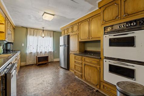 18 Pleasant Street Waterville ME 04901