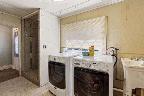 18 Pleasant Street Waterville ME 04901