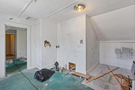 18 Pleasant Street Waterville ME 04901