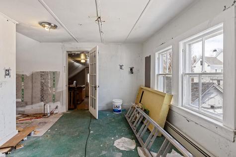 18 Pleasant Street Waterville ME 04901