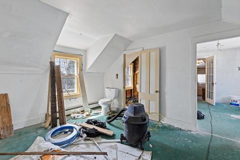 18 Pleasant Street Waterville ME 04901