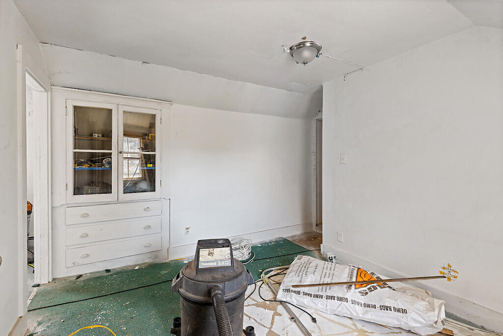 18 Pleasant Street Waterville ME 04901