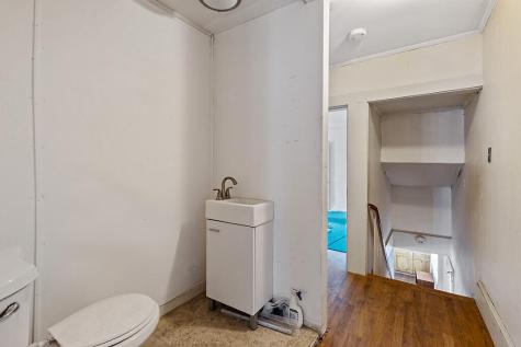 18 Pleasant Street Waterville ME 04901