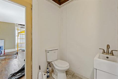 18 Pleasant Street Waterville ME 04901