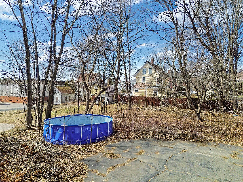 18 Pleasant Street Waterville ME 04901