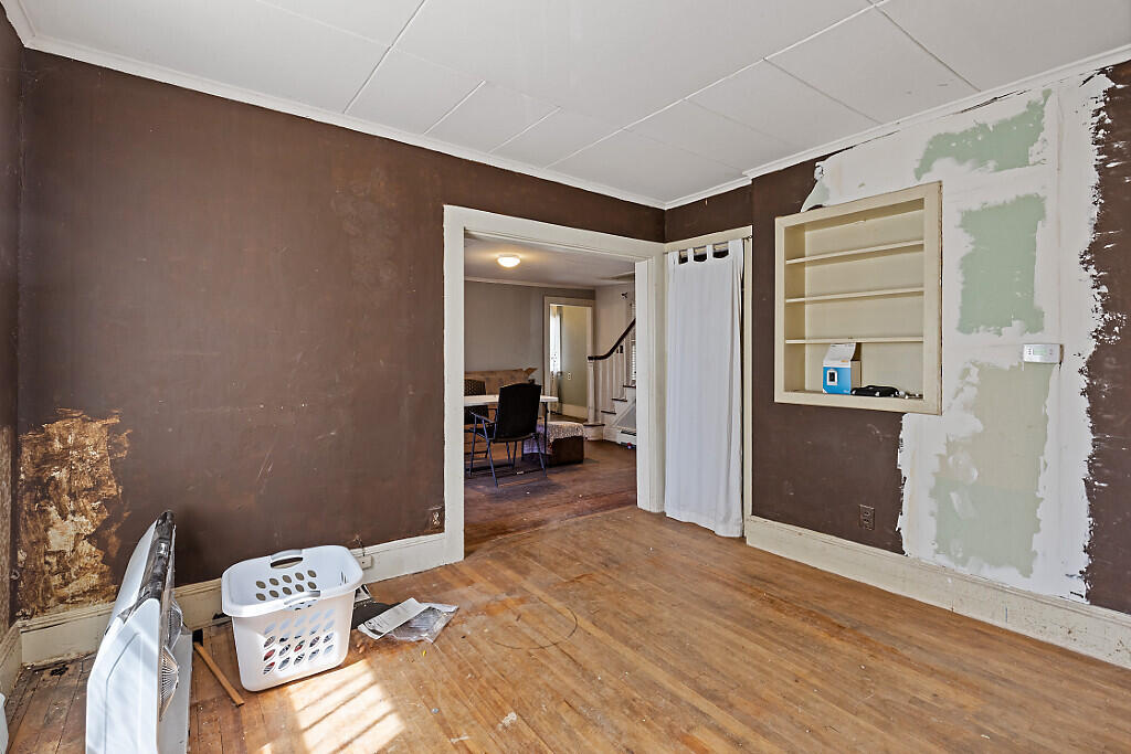18 Pleasant Street Waterville ME 04901