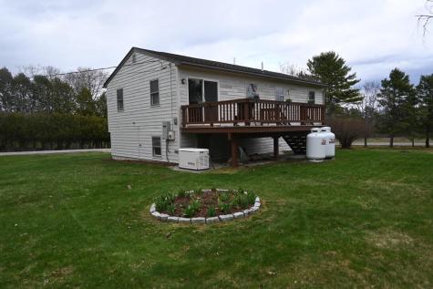 8 Lucas Lane Bowdoinham ME 04008