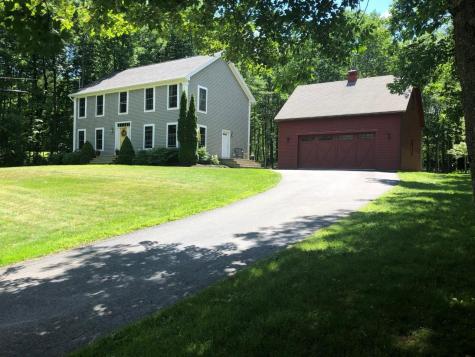 4 Deer Lane Hallowell ME 04347