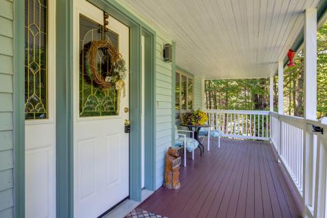 81 Madison Drive Naples ME 04055