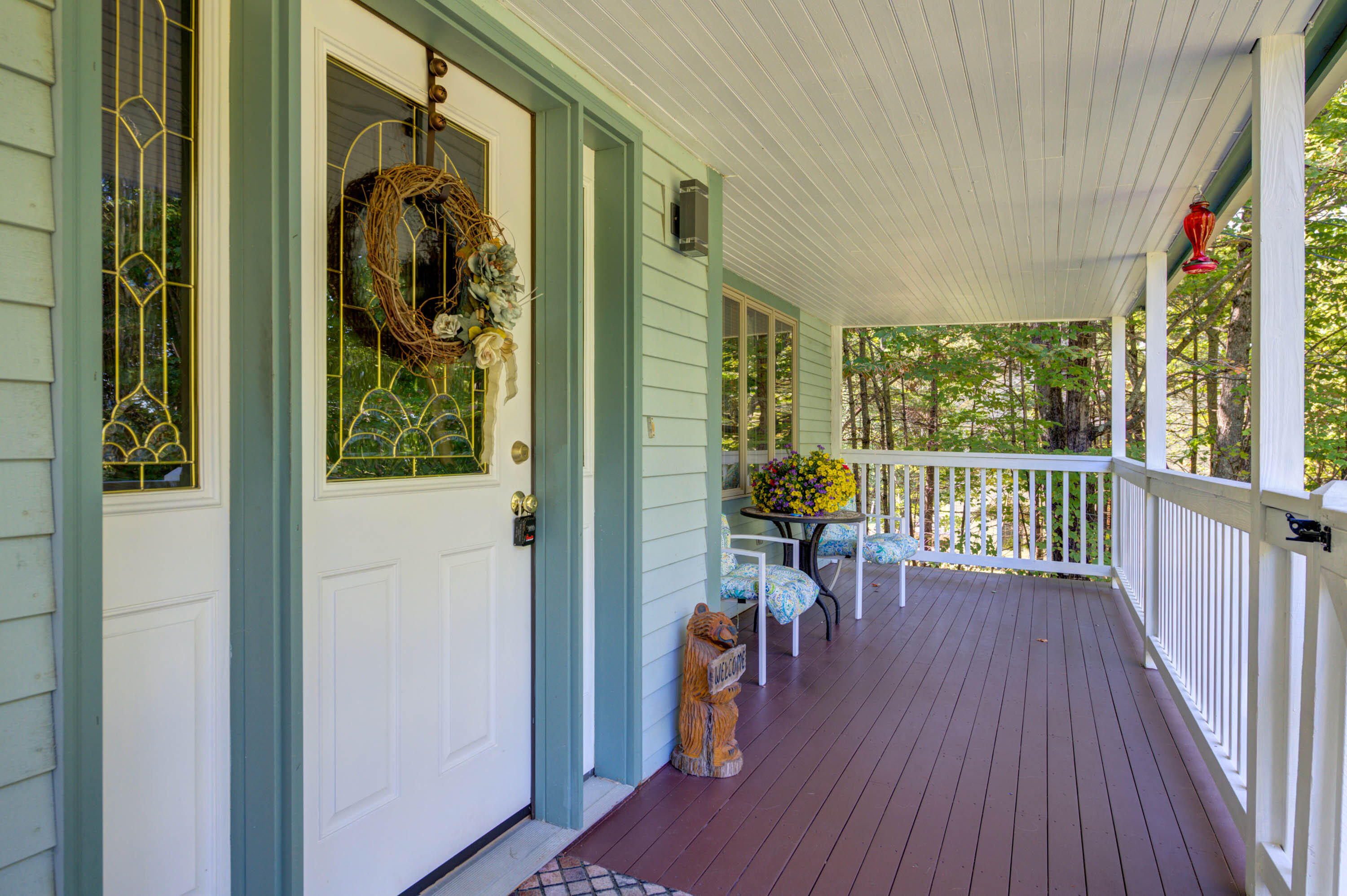 81 Madison Drive Naples ME 04055