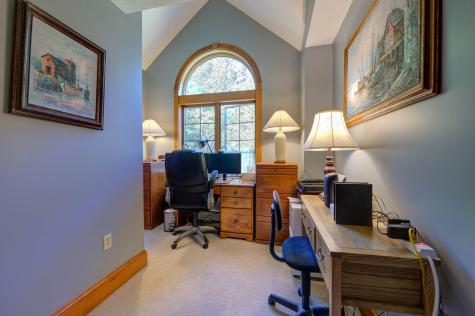 81 Madison Drive Naples ME 04055