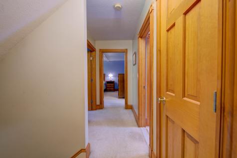 81 Madison Drive Naples ME 04055