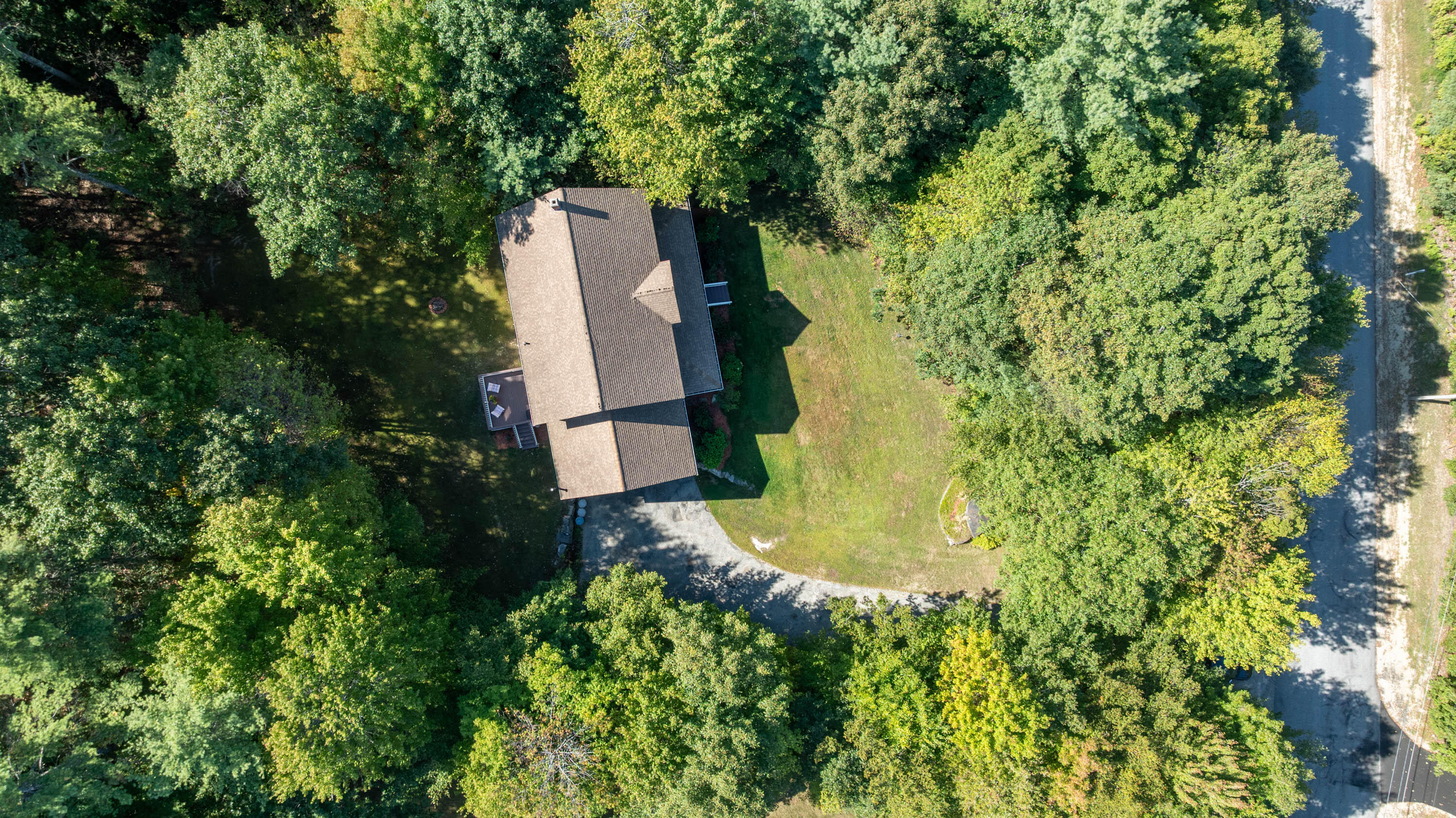 81 Madison Drive Naples ME 04055