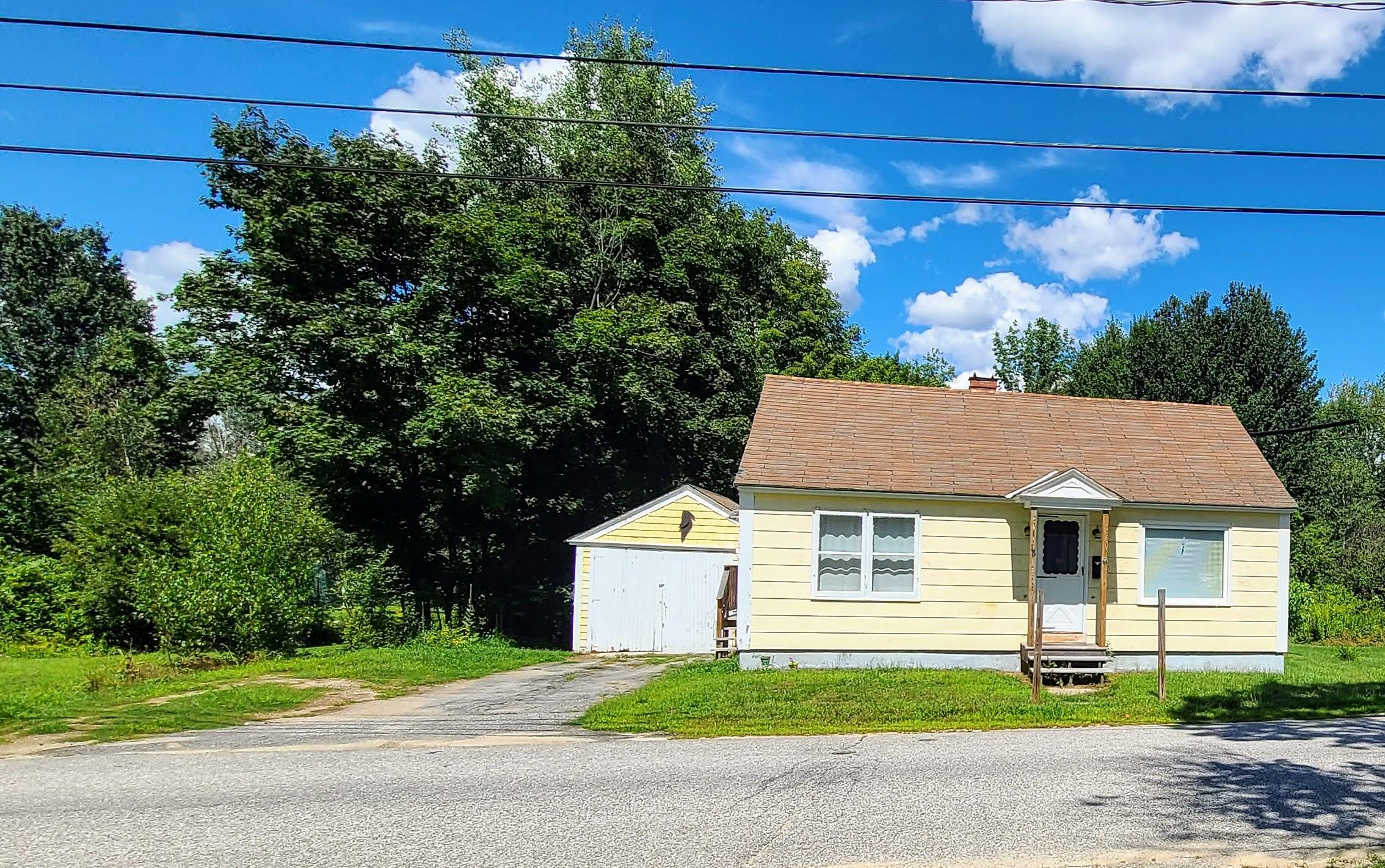 18 Elm Street Norway ME 04268