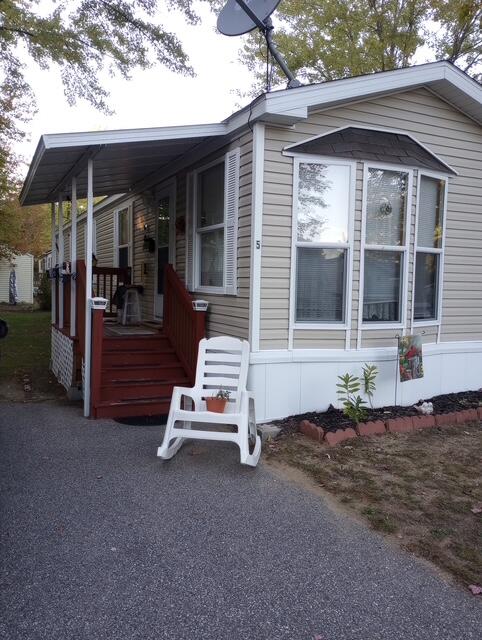 5 Locust Drive Norway ME 04268