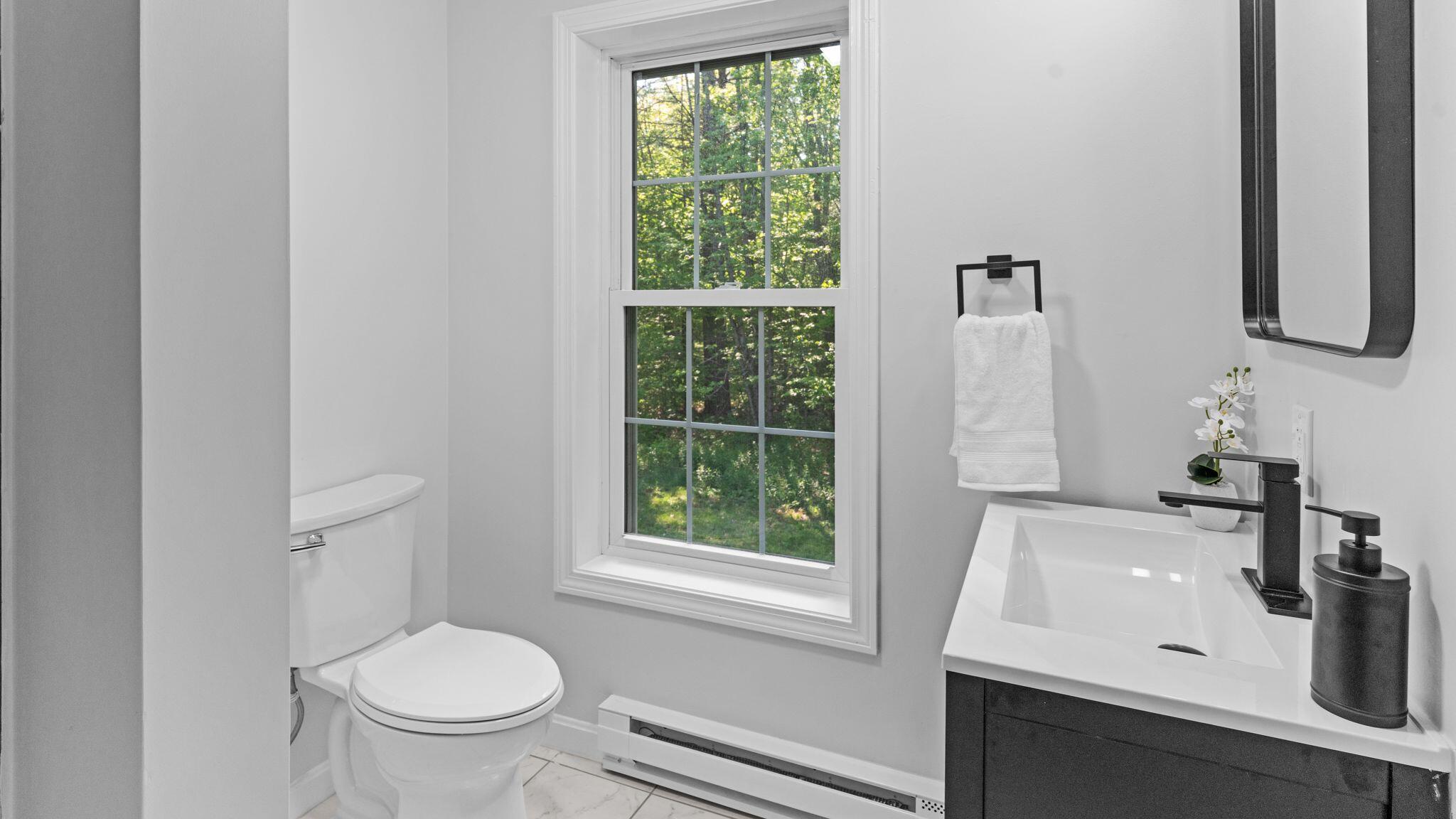 16 Dyer Road Raymond ME 04071