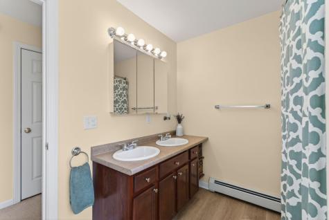 10 Country Drive Old Orchard Beach ME 04064