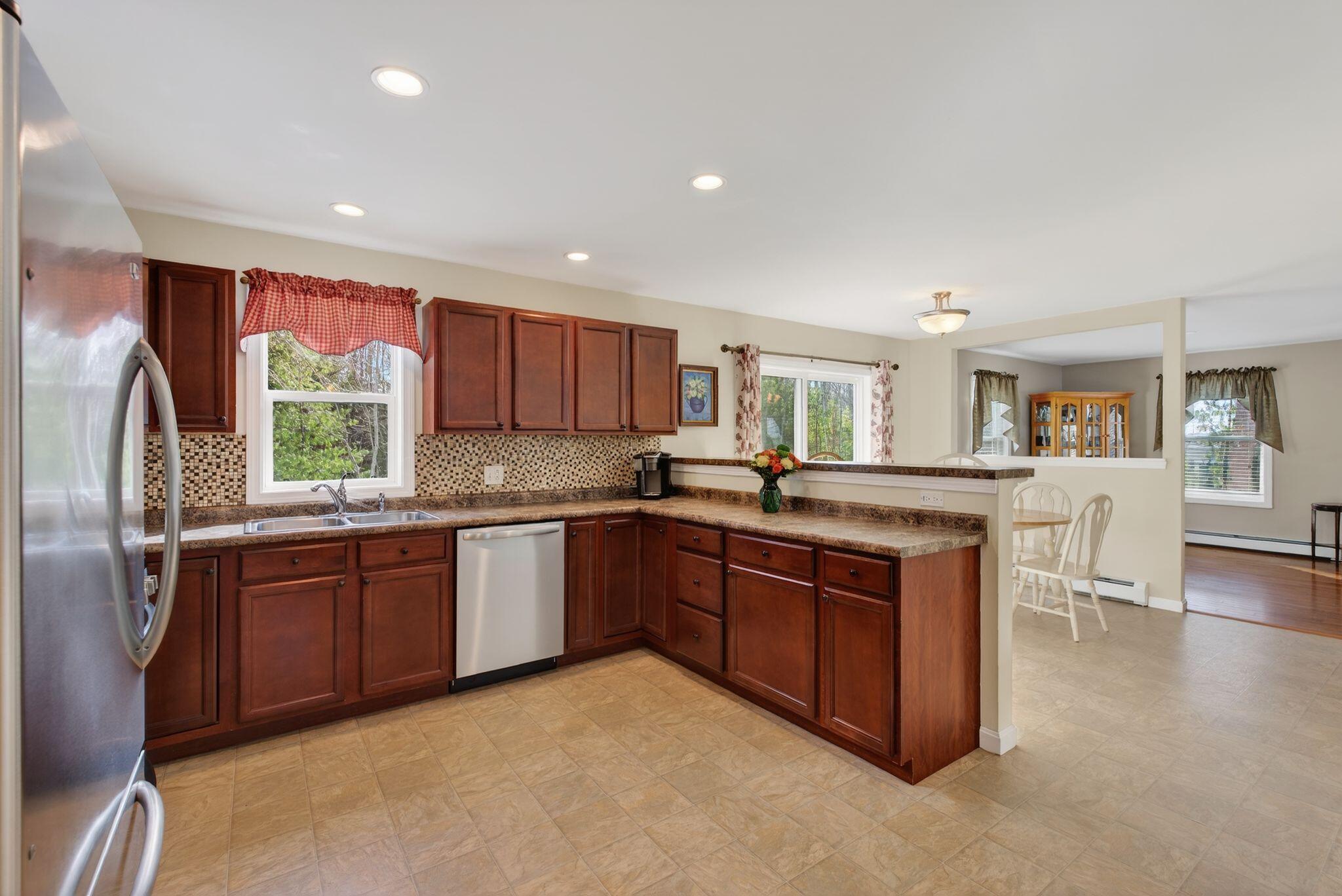 10 Country Drive Old Orchard Beach ME 04064