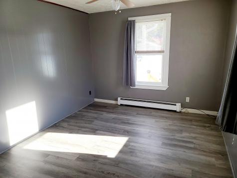 9 Bradford Street Lewiston ME 04240