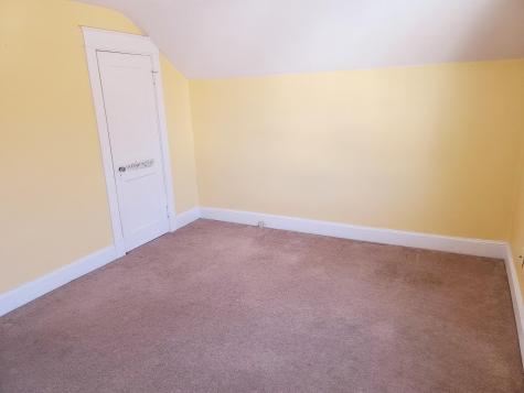 9 Bradford Street Lewiston ME 04240