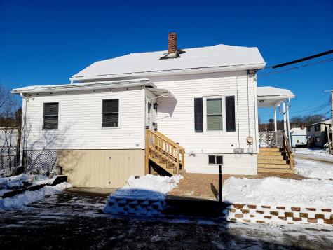 9 Bradford Street Lewiston ME 04240