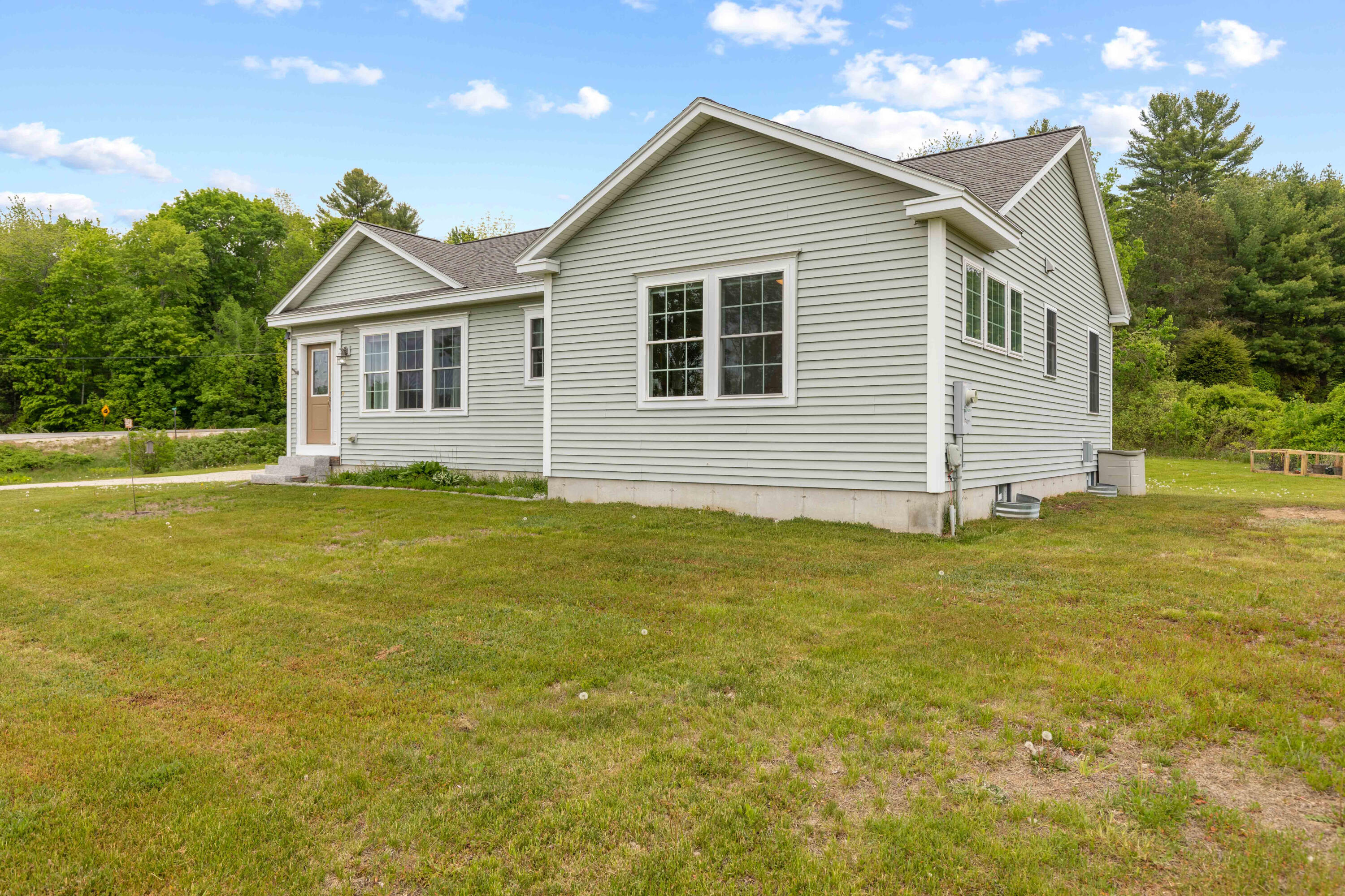 4 Martin Heights Raymond ME 04071