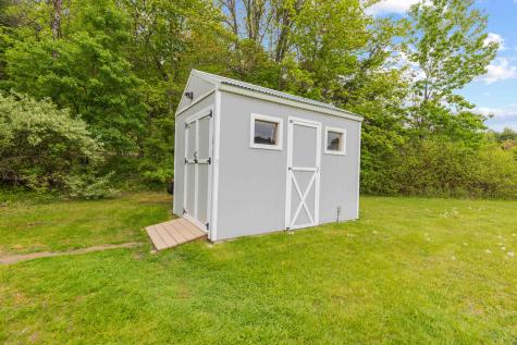 4 Martin Heights Raymond ME 04071