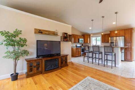4 Martin Heights Raymond ME 04071