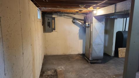 81 Bryant Road Buckfield ME 04220