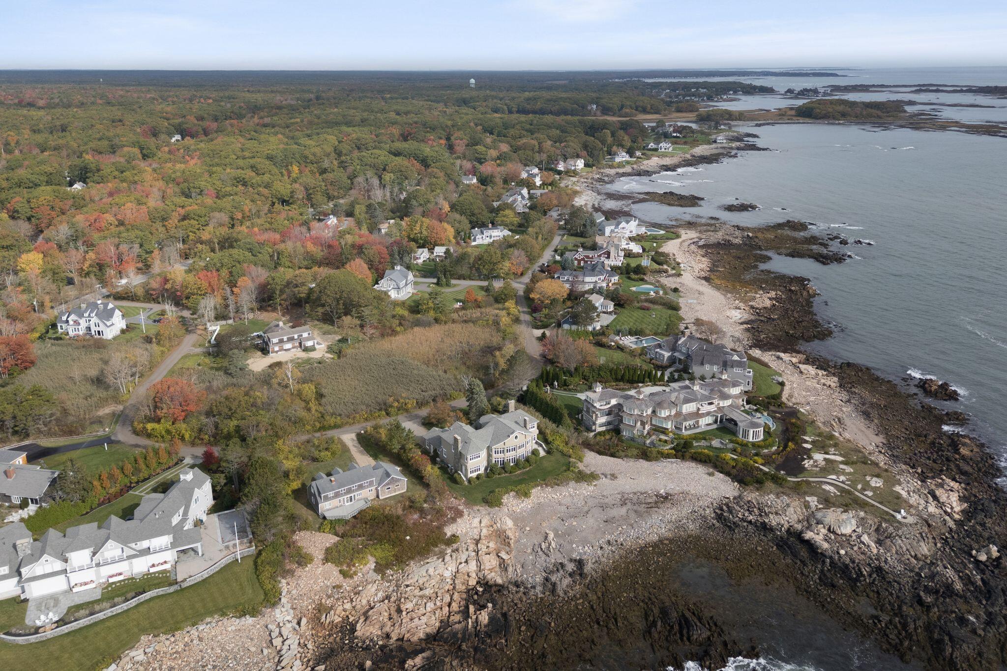 17 Seaview Avenue Kennebunkport ME 04046