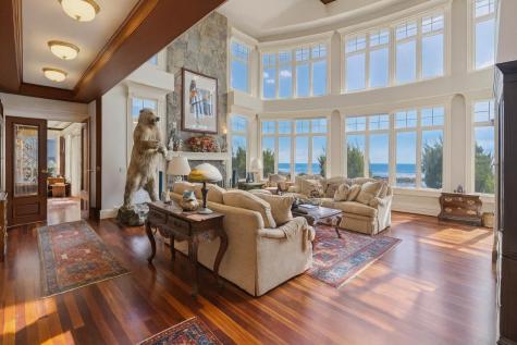 17 Seaview Avenue Kennebunkport ME 04046