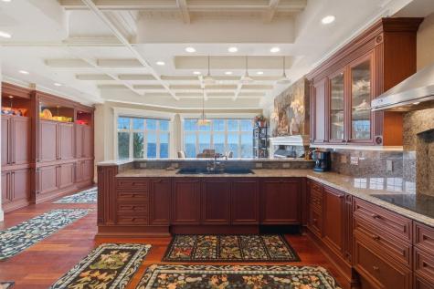 17 Seaview Avenue Kennebunkport ME 04046