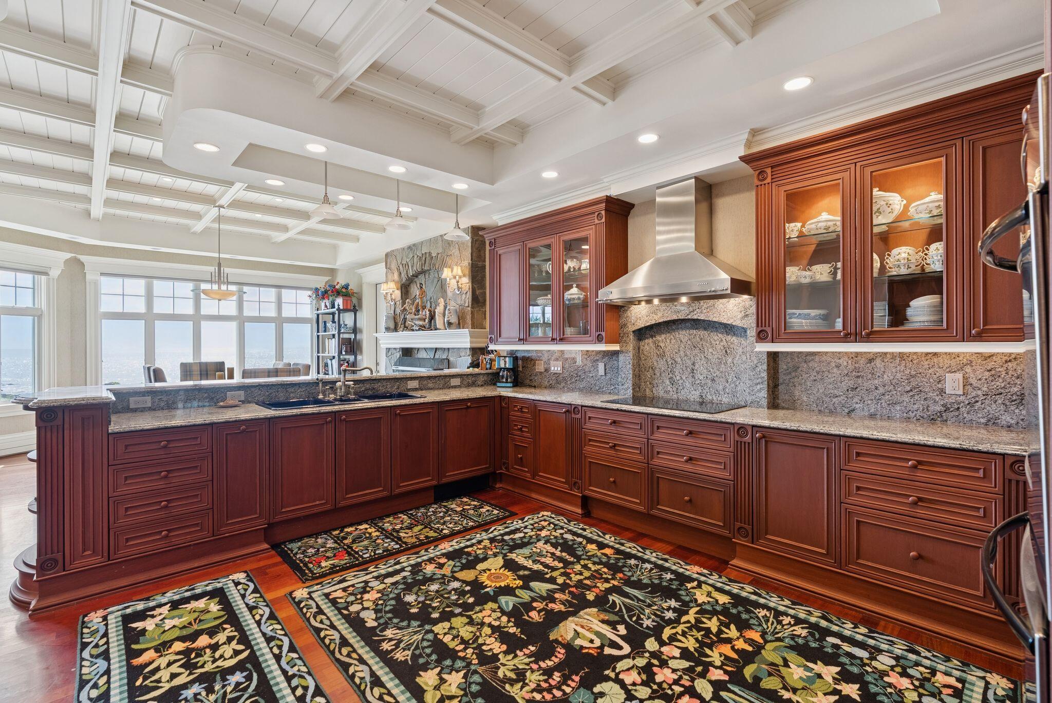 17 Seaview Avenue Kennebunkport ME 04046